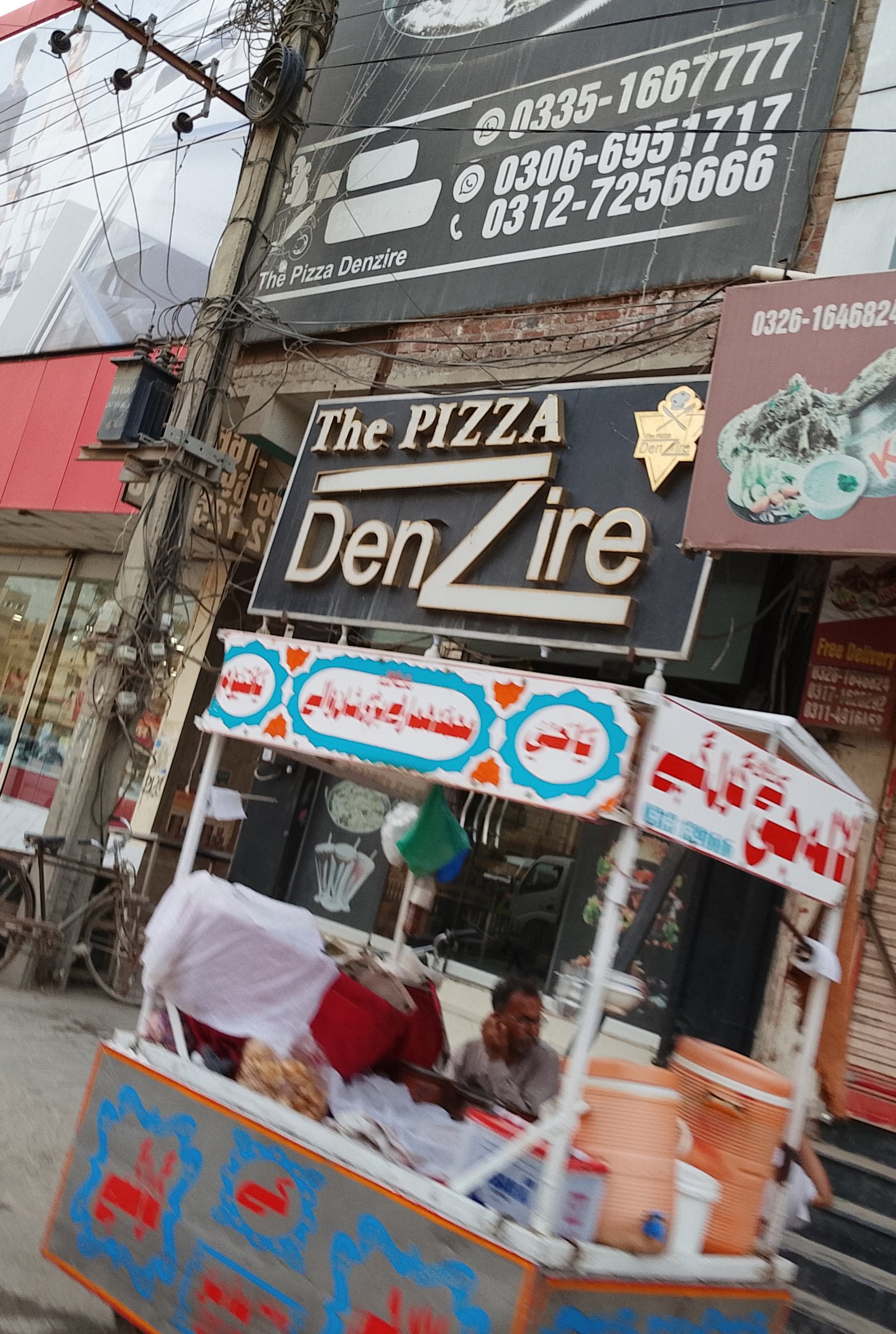 The pizza denzre